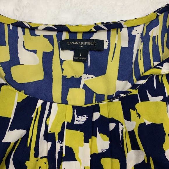 Banana Republic Green, Blue and White blouse SZ S - Picture 6 of 7